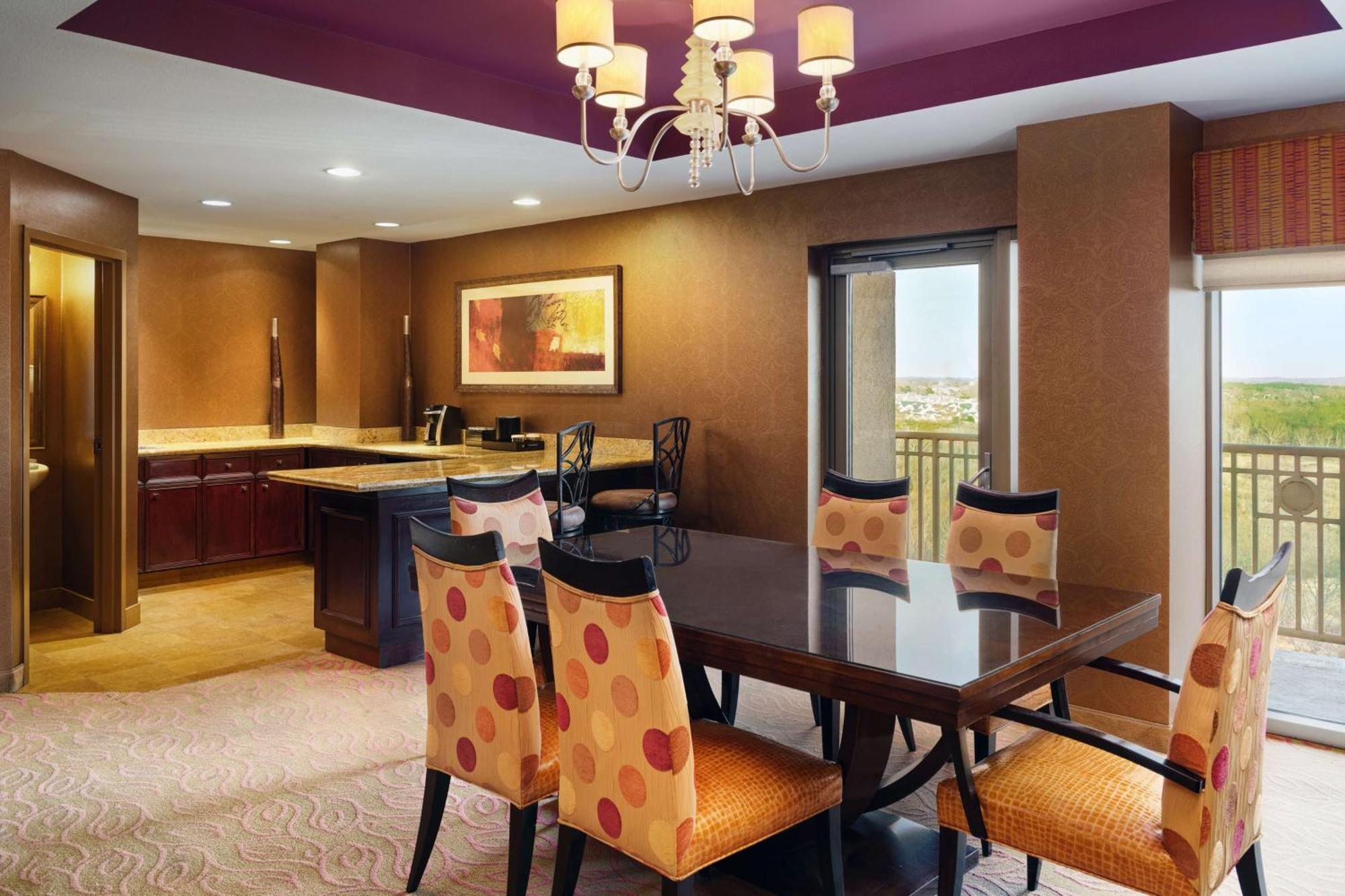 Embassy Suites By Hilton Charlotte Concord Golf Resort & Spa Exterior photo
