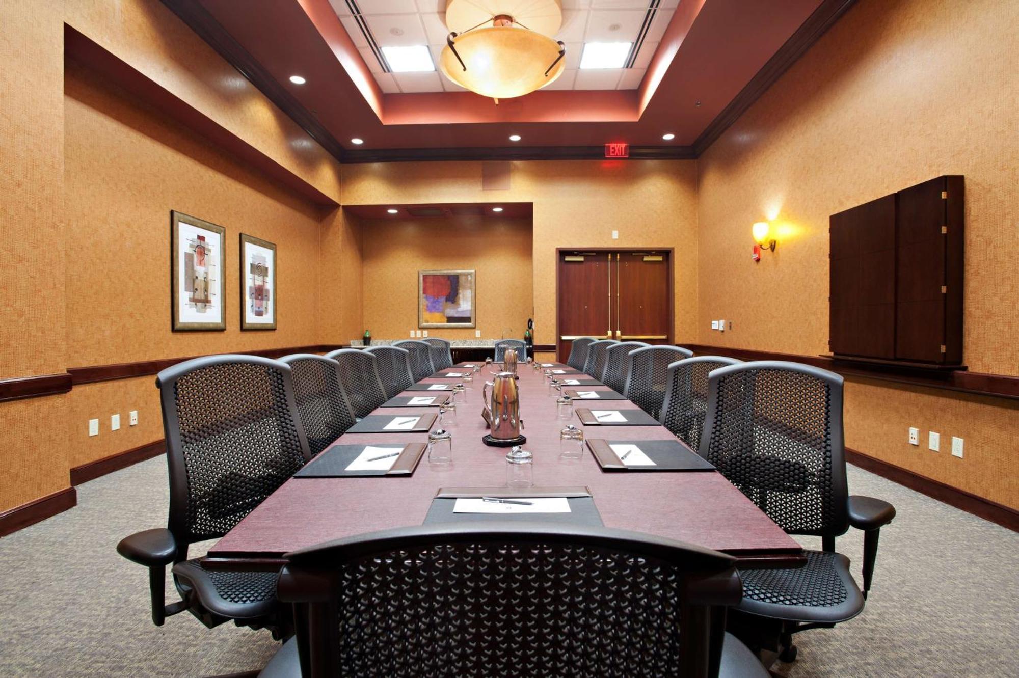 Embassy Suites By Hilton Charlotte Concord Golf Resort & Spa Exterior photo