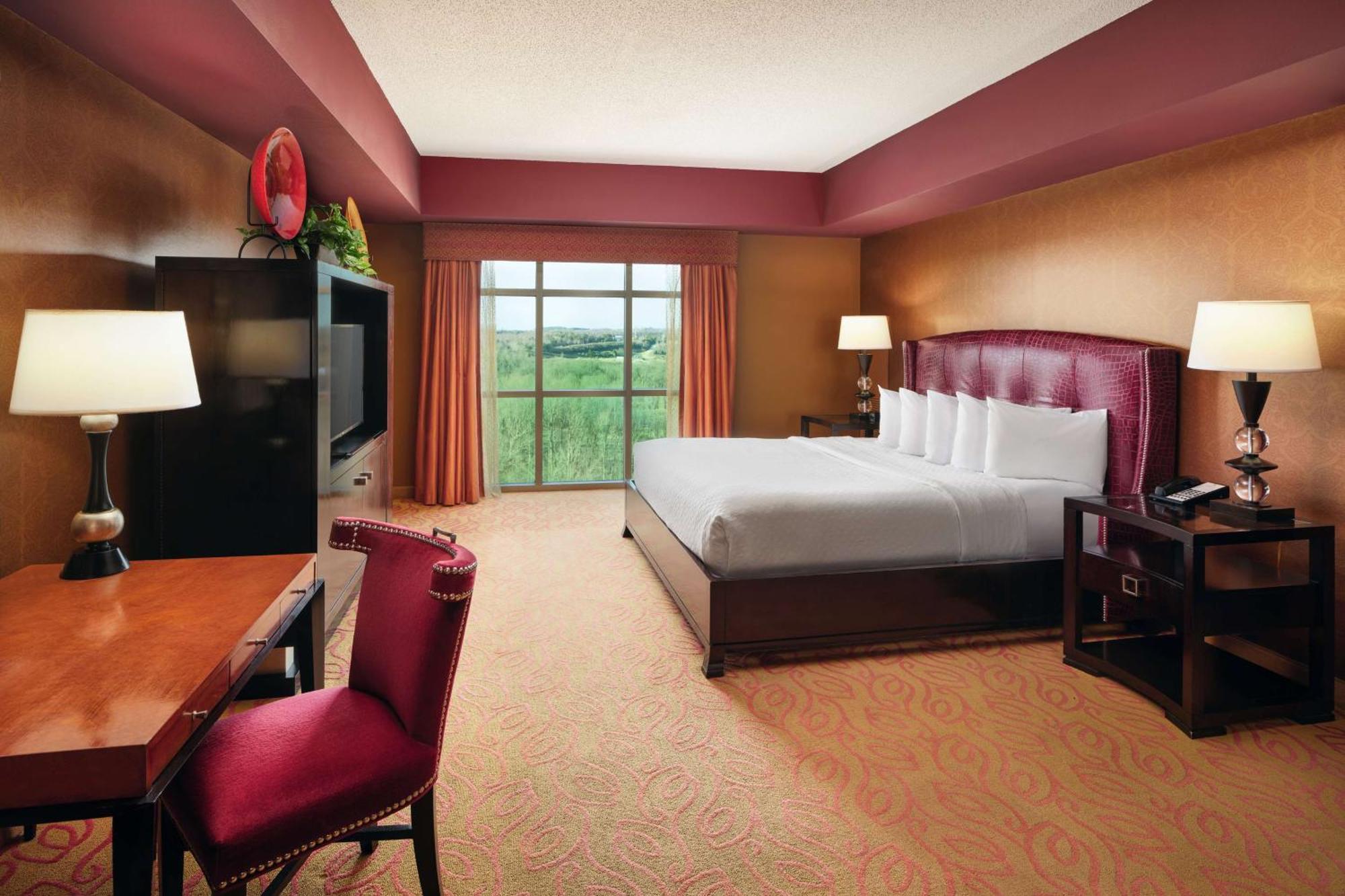 Embassy Suites By Hilton Charlotte Concord Golf Resort & Spa Exterior photo