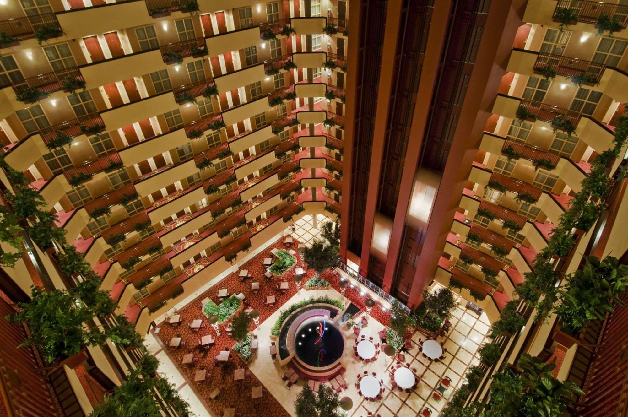 Embassy Suites By Hilton Charlotte Concord Golf Resort & Spa Exterior photo